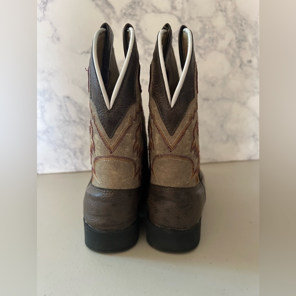 Children’s Laredo Collard Boot- LC2261 cowboy boots USED size 2.5M - Picture 6 of 10